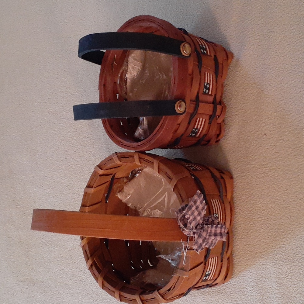 Set of 2 Decorative Flag Baskets